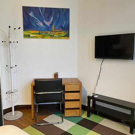 Studio Cosy Proche De Paris แอร์มองต์ ภายนอก รูปภาพ